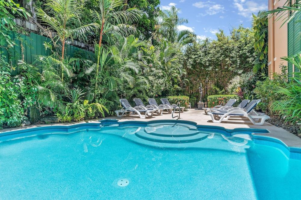 Martinique On Macrossan Apart otel Port Douglas Dış mekan fotoğraf