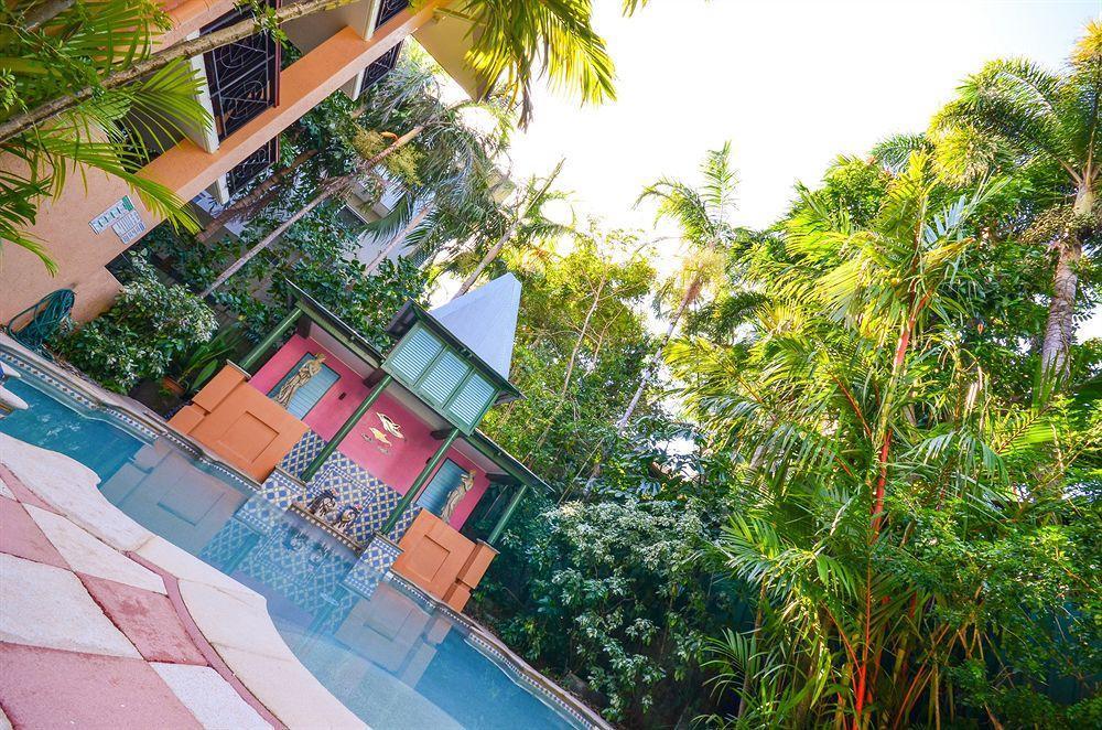 Martinique On Macrossan Apart otel Port Douglas Dış mekan fotoğraf